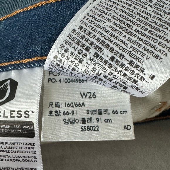 Levi’s 501 shorts- premium high rise - Picture 4 of 4